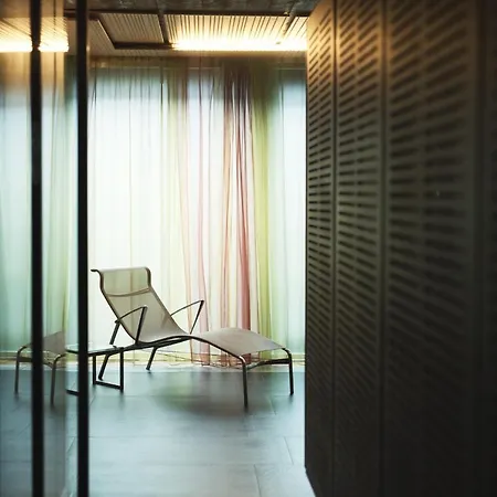 Duparc Contemporary 4* Турин