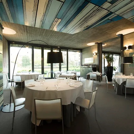Duparc Hotel & Apartments
