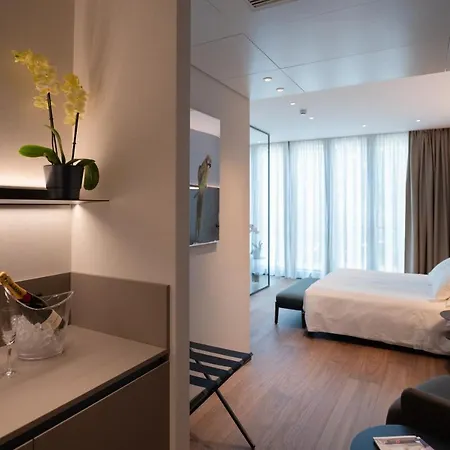Duparc Contemporary 4* Турин