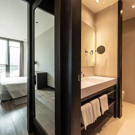 Duparc Contemporary Отель 4*