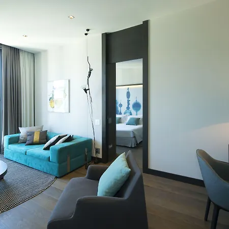 Duparc Contemporary Hotel