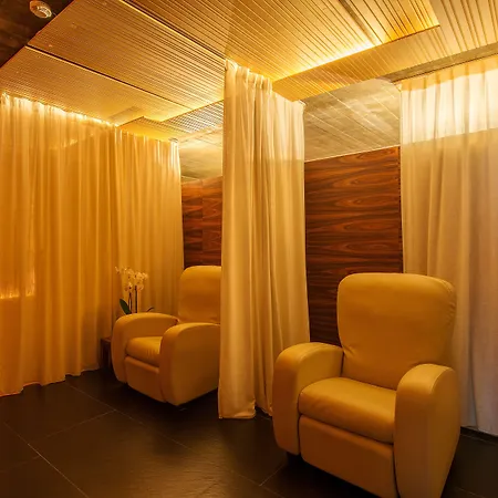 Duparc Contemporary 4*