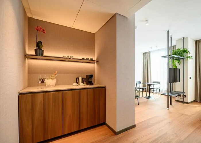 Duparc Contemporary Hotel