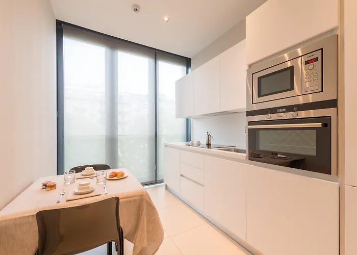 Duparc Contemporary Hotel 4*